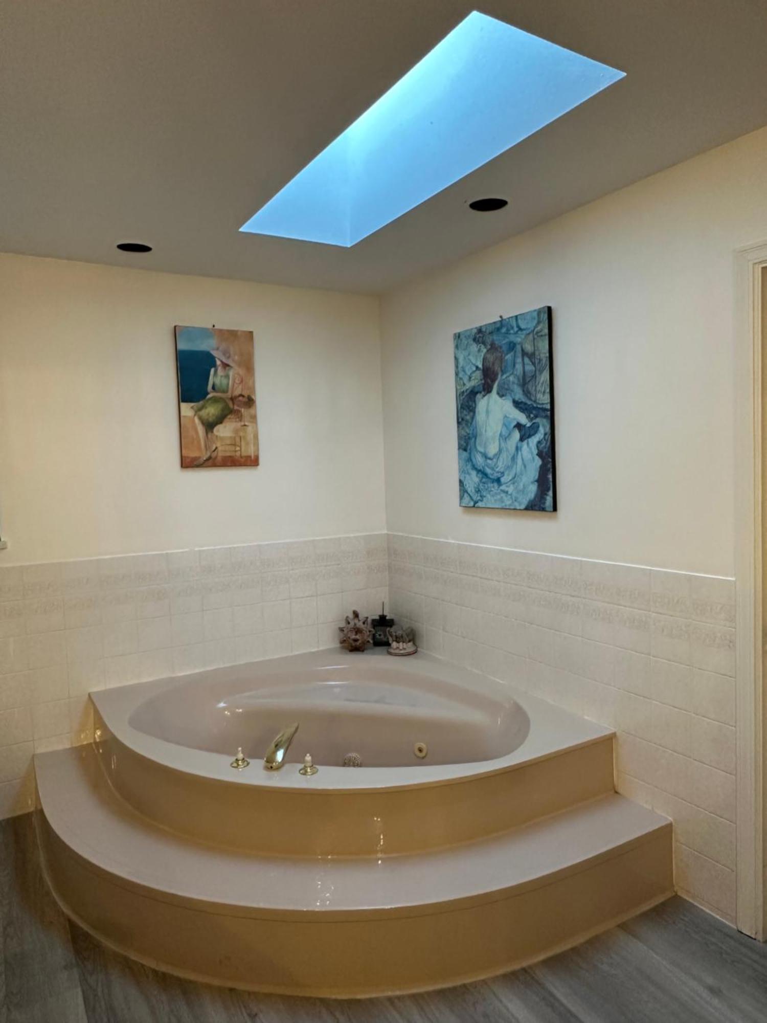 Beautiful Home In Burnaby Bagian luar foto